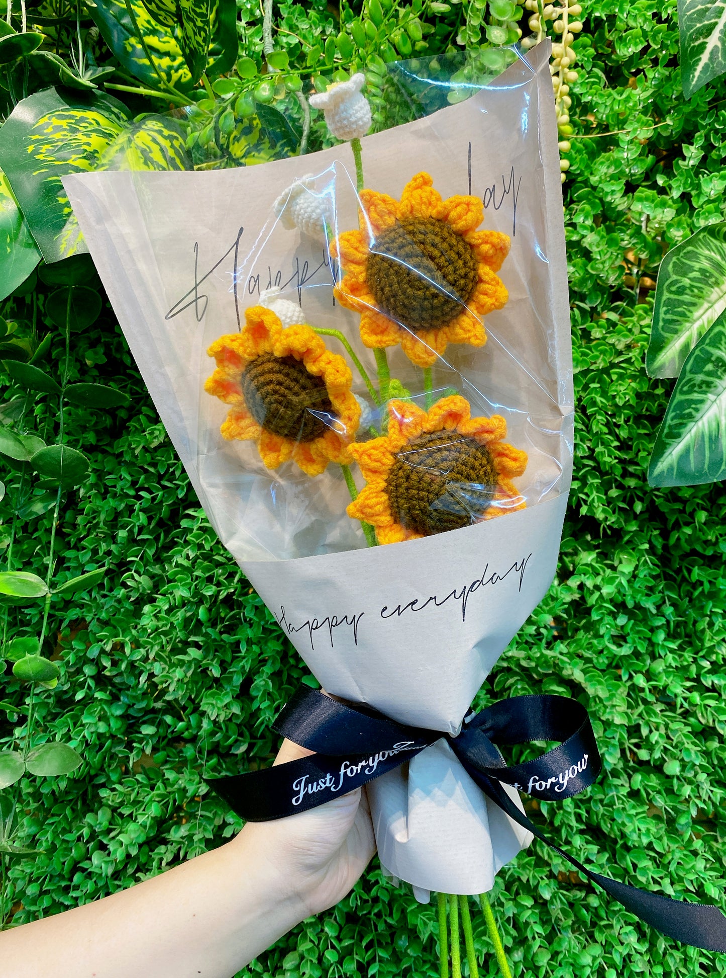 Crochet Flower B5 (RM 75.00)