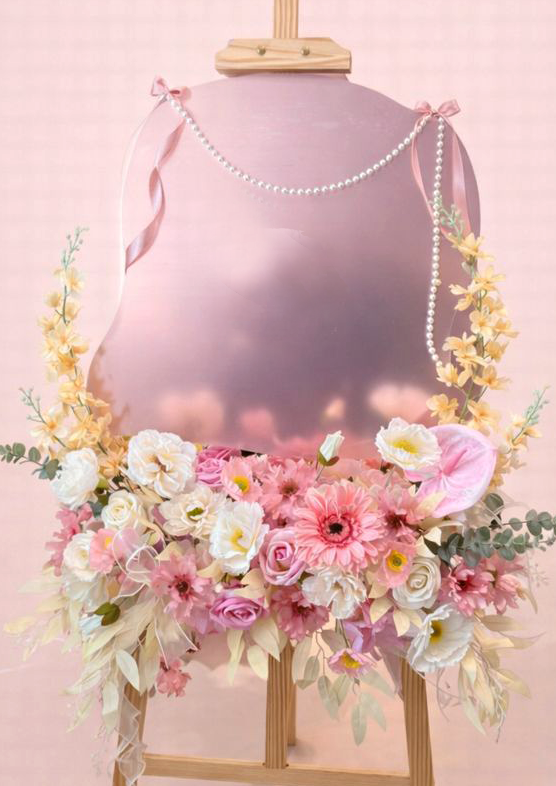 Trendy Acrylic Opening Stand 939 (RM 350.00)