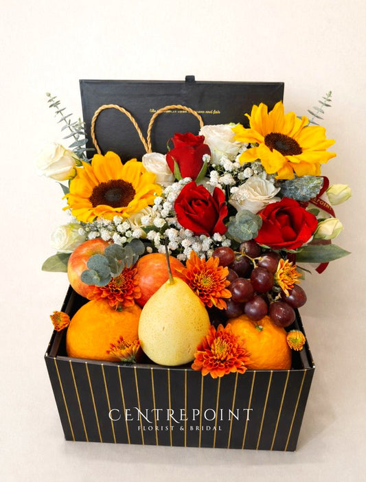 Gold Stripe Fruit And Flower Box (RM 150.00)