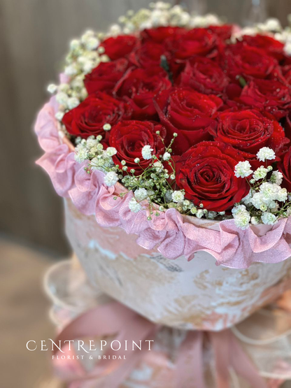 Red Velvet Roses (RM 250.00)