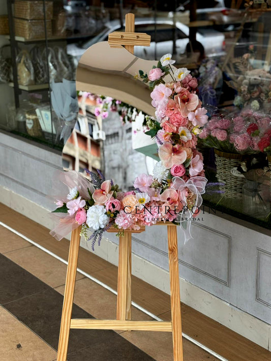Trendy Acrylic Opening Stand 611 (RM 380.00)