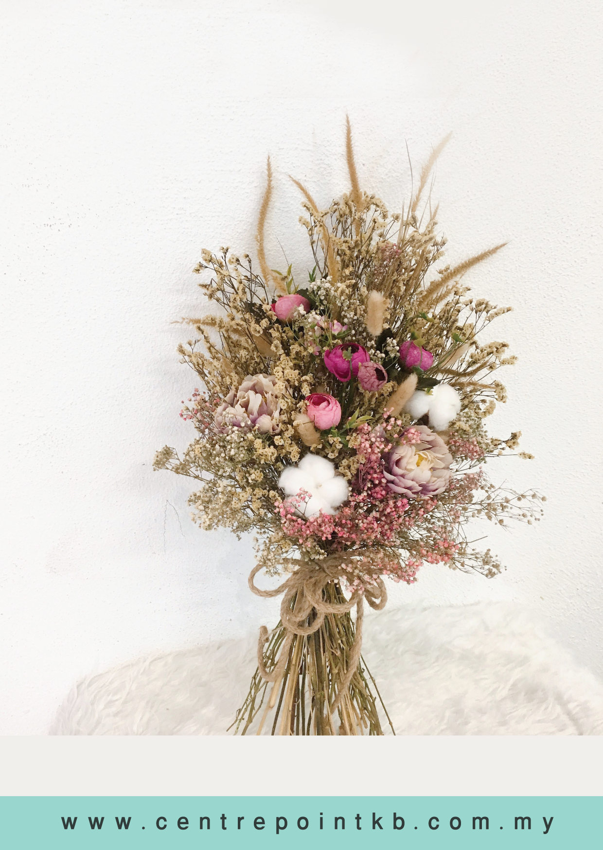 Dried Flower Bridal Bouquet (RM 300.00)